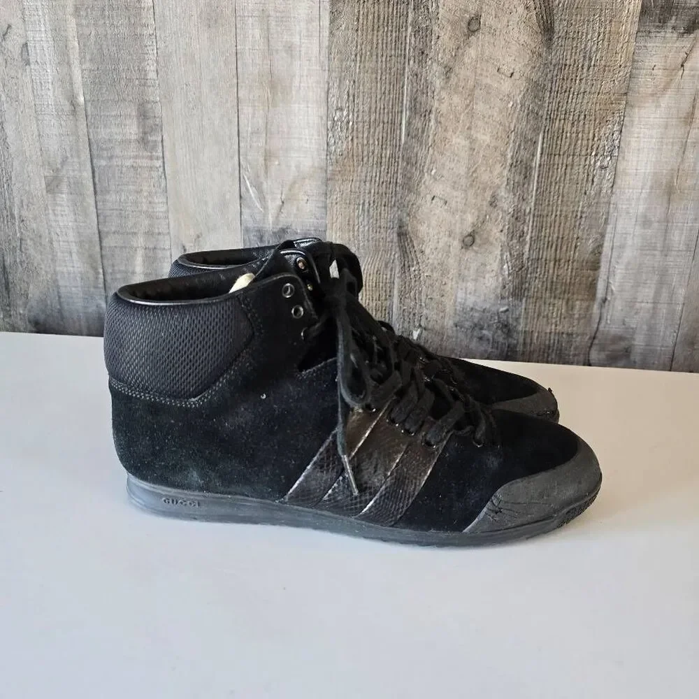 Gucci Black Suede Sneakers 39 8.5 FLAWED Designer Luxury Minimalist Luxe Casual